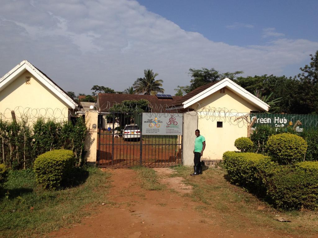 Bikeventures House Uganda Otel Jinja Dış mekan fotoğraf